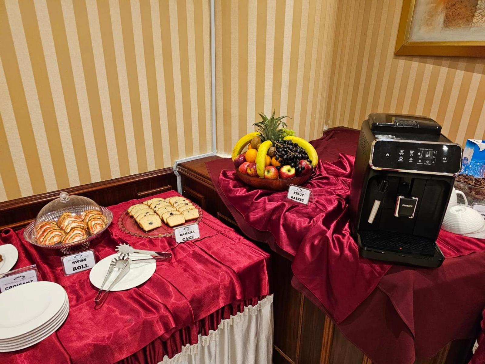 Royal Qatar Hotel Doha Bagian luar foto